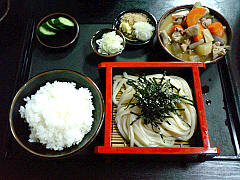 もつ煮定食(うどん付き)